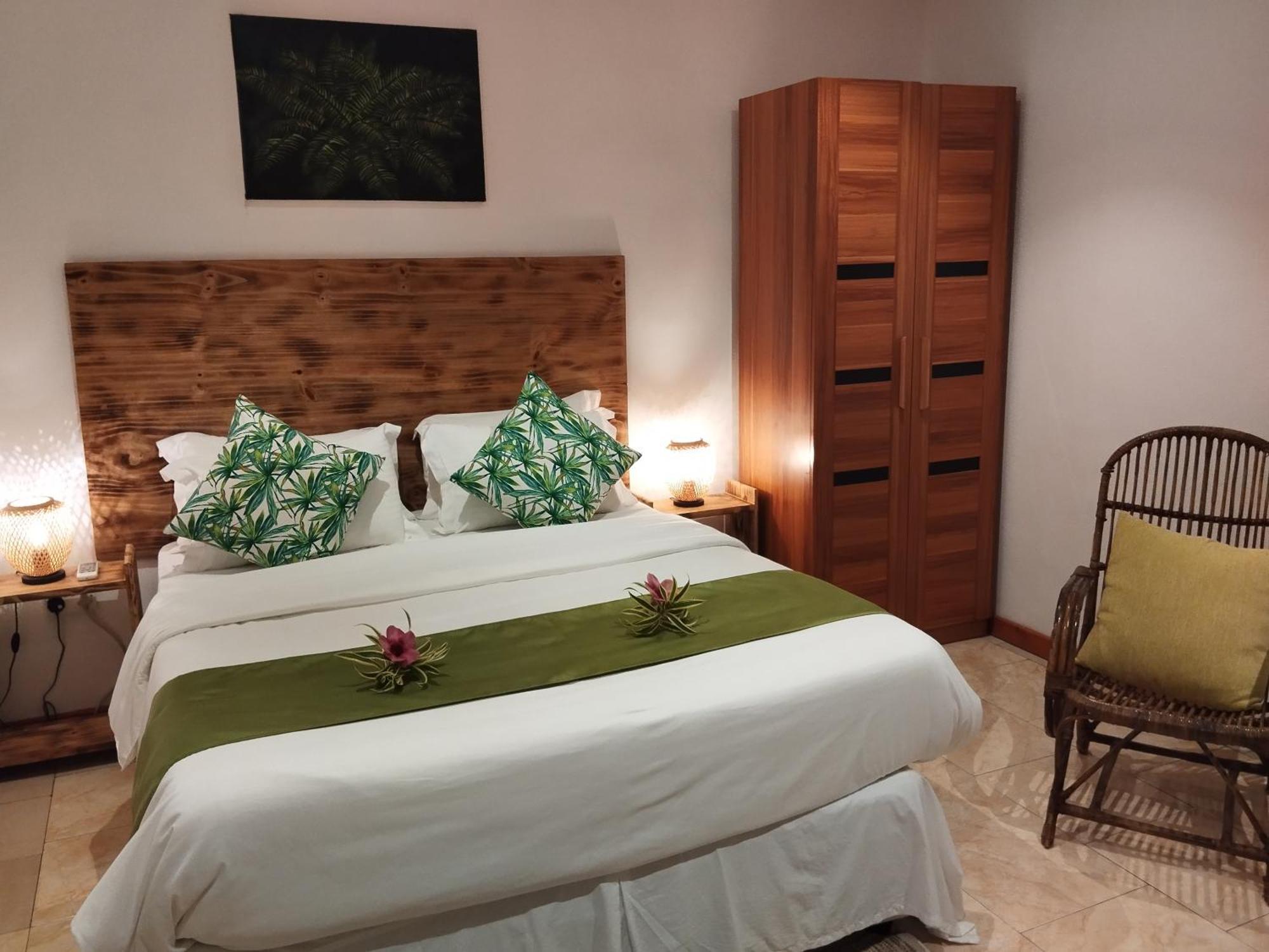 Fern Lodge Self Catering La Digue Exteriör bild